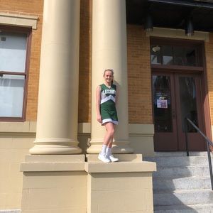 Meet your Posher, Hope